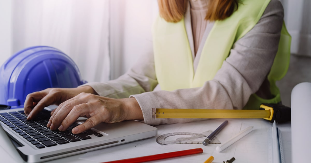 female contractor investing in digital ads